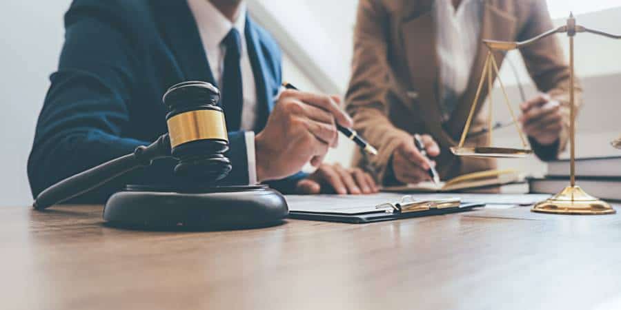 Legal Support for Entrepreneurs: Finding the Right Small Business Attorney in Seattle